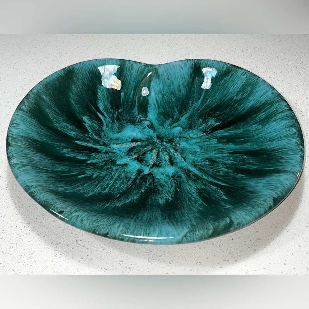 Vintage Blue Mountain Pottery Large green drip glaze platter 15.25” | MCM Canada